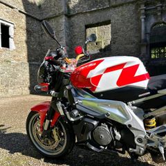 Aprillia Tuono