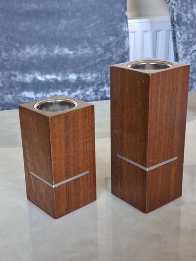Set of 2 Candlestick Holders