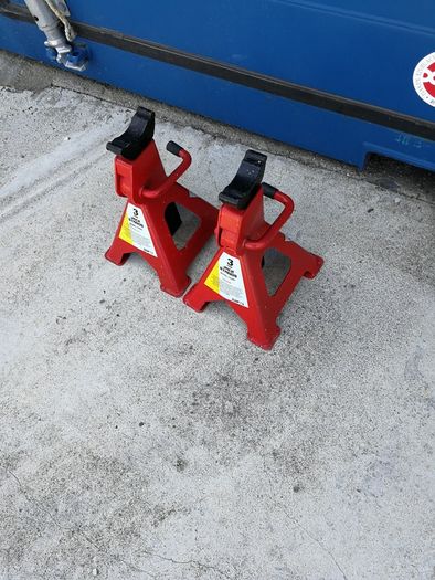 Axle Stands