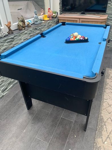 kids pool table