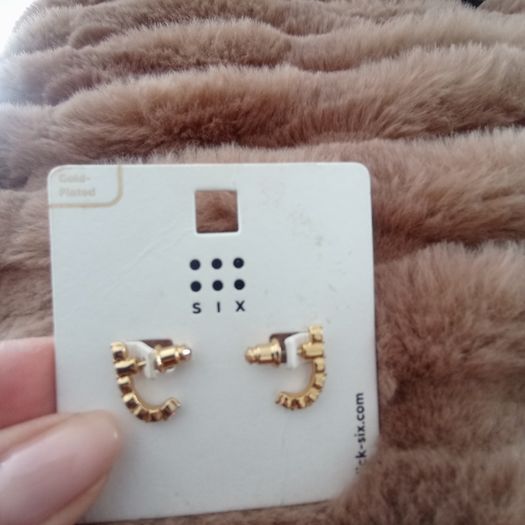 New gold plated earrings