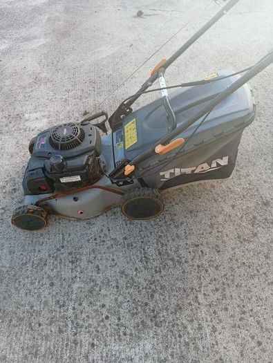 Lawnmower
