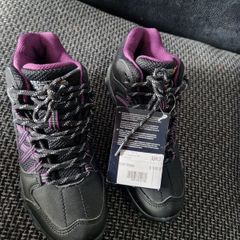 Regatta waterproof hiking boots ( size 3 uk )