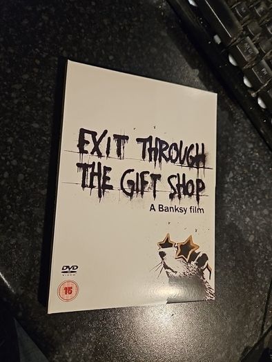 Exit Through the Gift Shop DVD