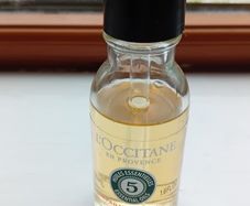 L'Occitane en Provence Hair Serum