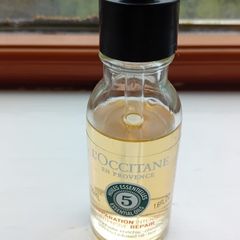 L'Occitane en Provence Hair Serum