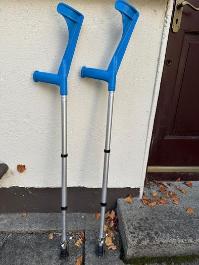 HMS Vilgo crutches
