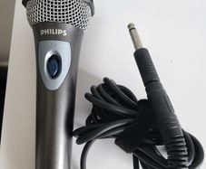 Microphone