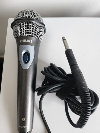 Microphone