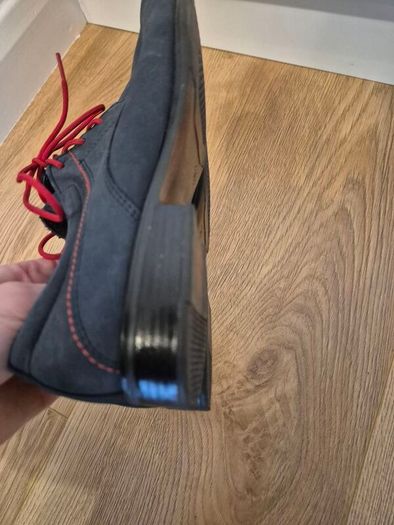 Navy shoes, size uk4