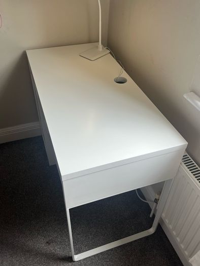 White Ikea Desk