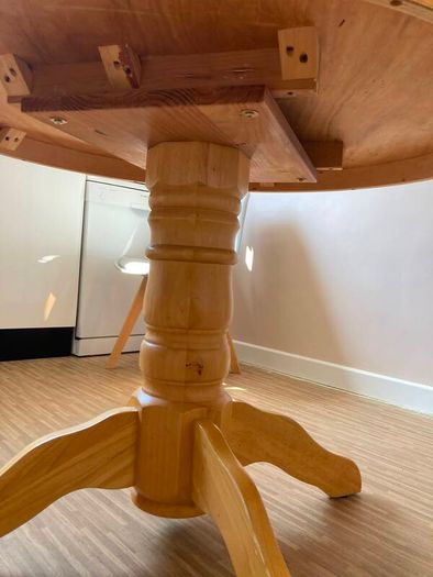 FREE!! Solid pine round table