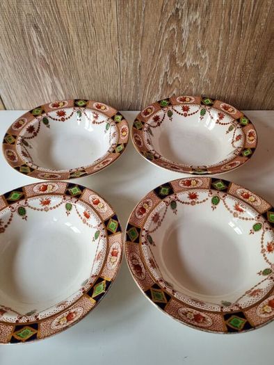 Arklow Alton 812 dessert bowls