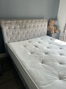 king size bed
