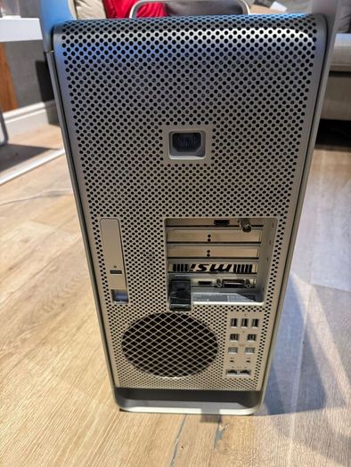 Apple Mac Pro 5,1 - 12 Cores Intel Xeon 3.46 GHz 96GB Memory