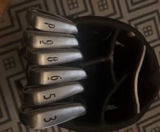 Titleist ap2 left handed iron set.