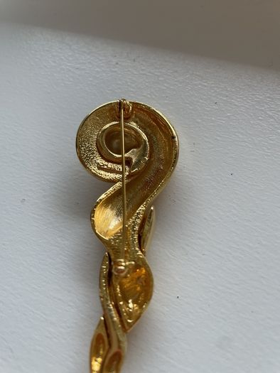 Brooch