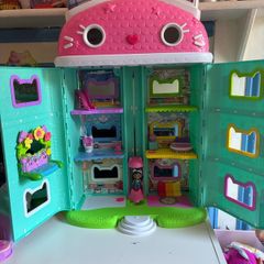 Gabbys Dollhouse