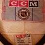 CCM Mens NHL Boston Bruins Pooh Bear Jersey Vintage Image 2