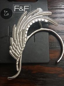 Ear Cuff - New
