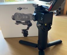 DJI RS 4 + SmallRig Wireless Dual Handgrip & Sling Handle - As New - Boxed