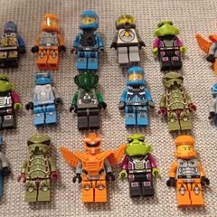 Lego space minifigures