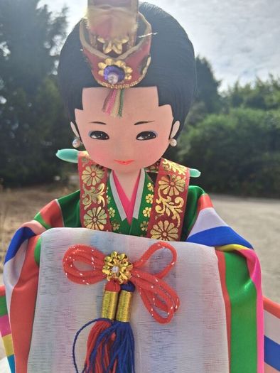 Shin Jin Sa Korean Bridal Doll