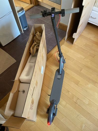 AOVO PRO Electric Scooter