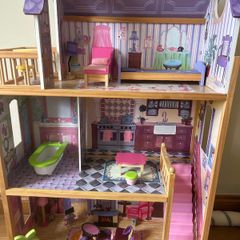 Dollhouse