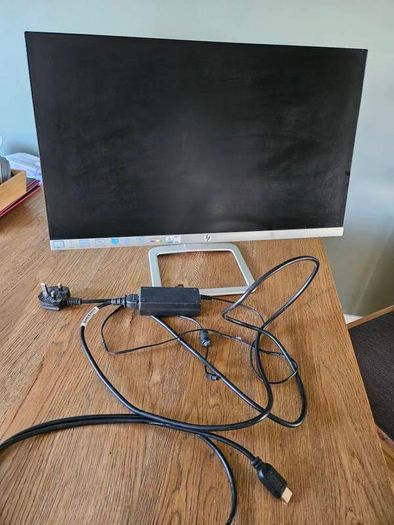 HP 24ea monitor