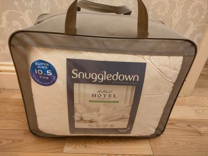 Snuggledown Super King 10.5 tog Natural Hotel Collection Goose feather & down duvet