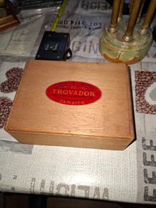 Old Empty Wooden Cigar Box for El Trovador Cigars Made In Jamaica, Postage Available or Collection,