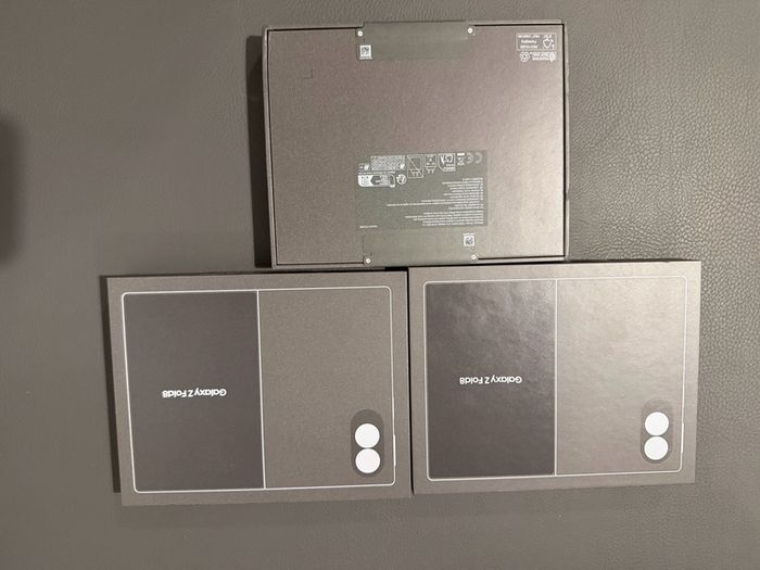 Samsung  Z Fold 8,256GB (IRISH STOCK) Brand New Sealed 2 Years Samsung Warranty RECEIPT