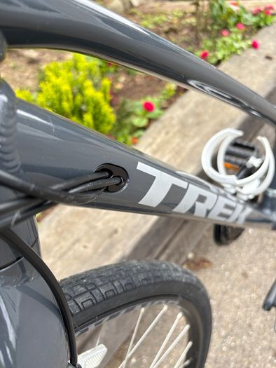 Comfortable performance: Trek FX 1 mid-step (size small)