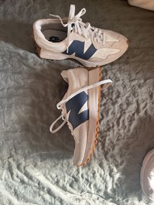 new balance 327 sneakers size 6 39