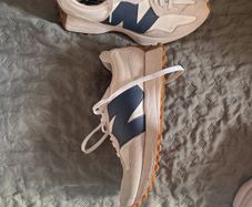 new balance 327 sneakers size 6 39