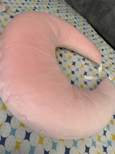 feeding pillow