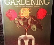 1982 .StMichael. The Encyclopedia Of Gardening.