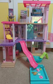 barbie dream house with accessories