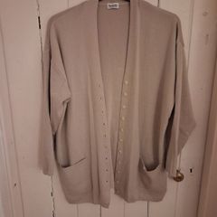 lovely cream cardigan