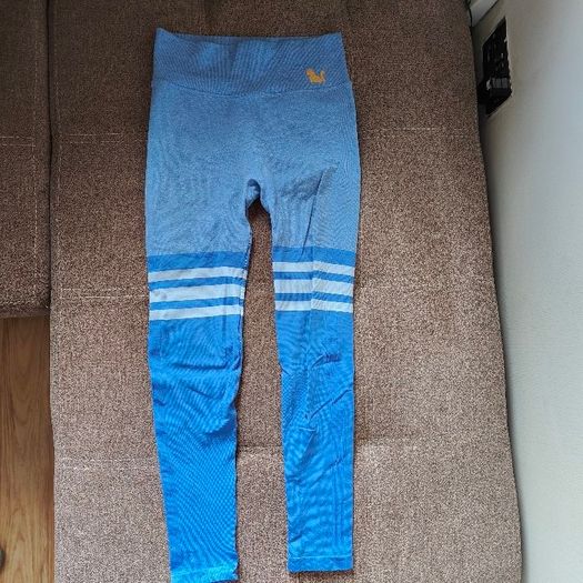 Seamless blue leggings with shaping effect, size S
