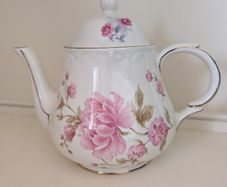 Vintage Arthur Wood Teapot