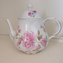 Vintage Arthur Wood Teapot