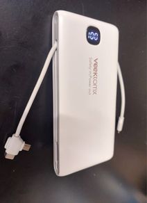 VEEKTOMX 10,000mAh Power Bank Built-in USB-C Lightning Cables