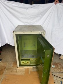 Solicitors Safe with a working key