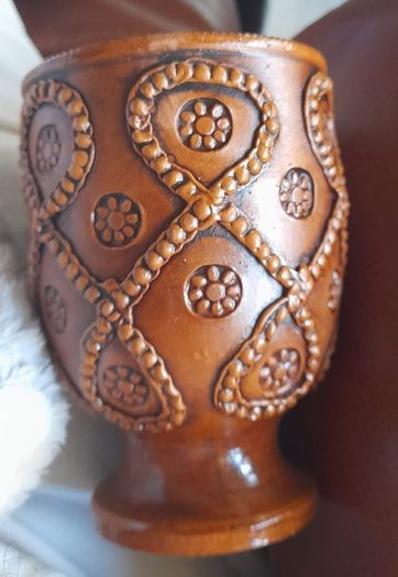 3 Small Wooden bowls, gobble and trinket box
