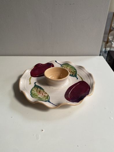 Reduced Pretty ceramic dish