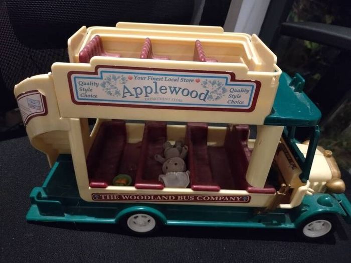Sylvanian Families Woodland bus