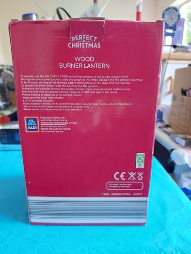 Christmas Wood Burner Lantern, Christmas Log Candle with holly & Berries and dOTERRA PETAL DIFFUSER