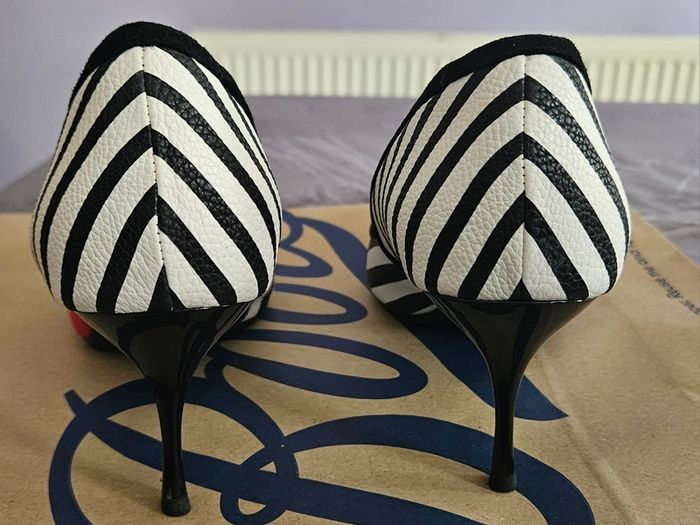 House of Avenue Asymmetric High Heel Shoes